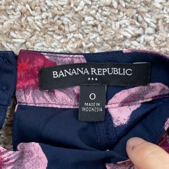 Banana Republic Floral Dress - size 0 - Picture 5 of 6
